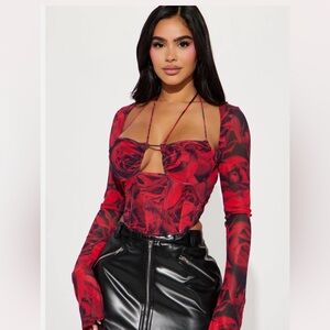 Fashion nova rose, long sleeve corset top